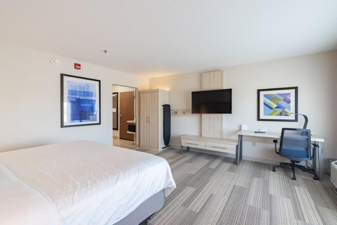 Holiday Inn Express & Suites - Marion By Ihg Екстериор снимка