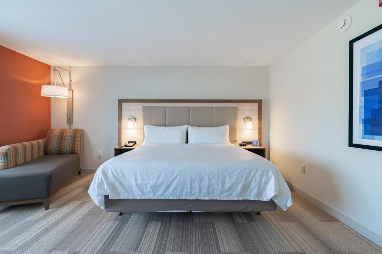 Holiday Inn Express & Suites - Marion By Ihg Екстериор снимка