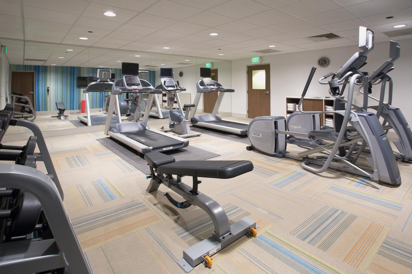 Holiday Inn Express & Suites - Marion By Ihg Екстериор снимка